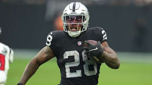 Las Vegas running back Josh Jacobs